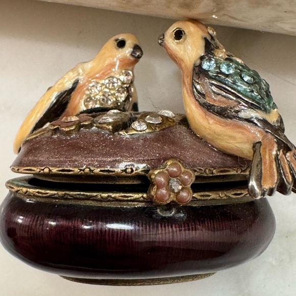 Jay Strongwater Decorative Bird Trinket / Ring Box
